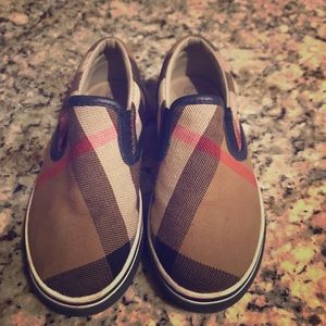 Burberry kids shoes